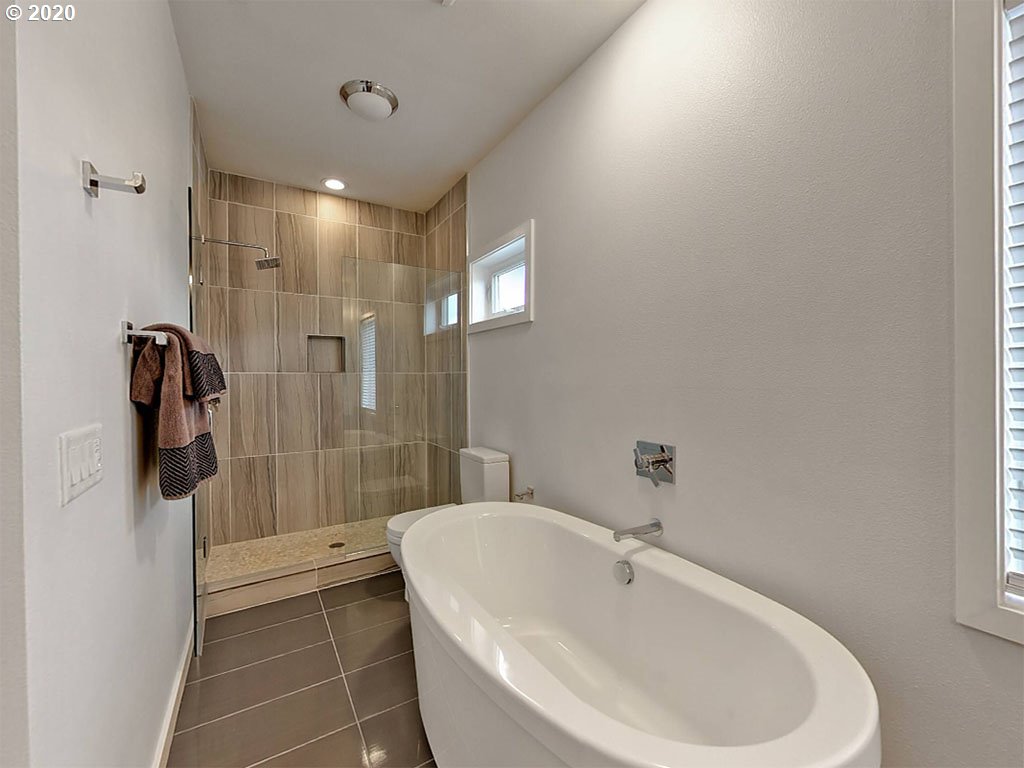 3038 Northwest Montara Loop Portland, OR 97229 - Photo 10 of 17 Gallery Image 10
