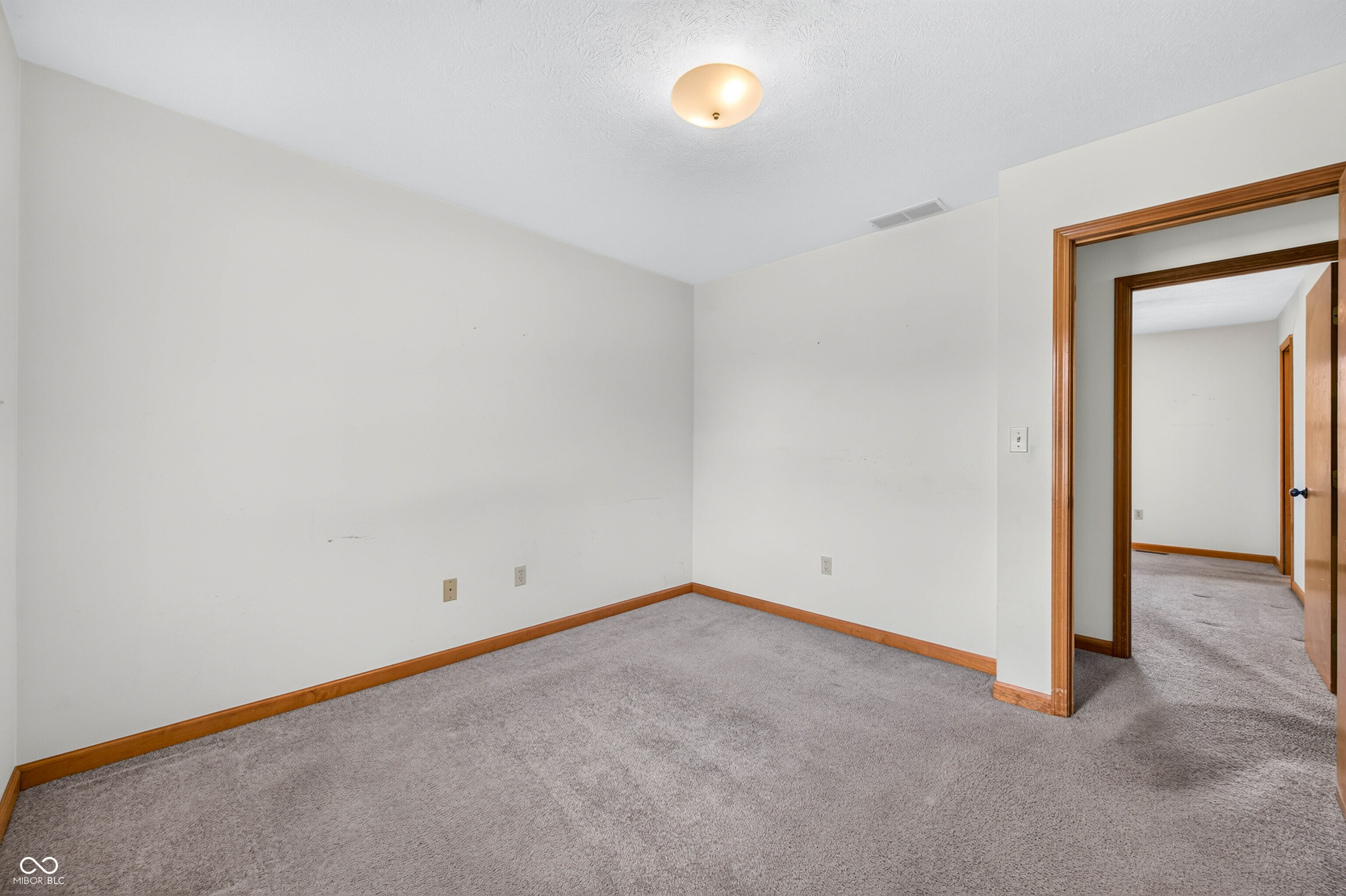 2530 Cedar Ridge Drive Columbus, IN 47203 - Photo 36 of 48