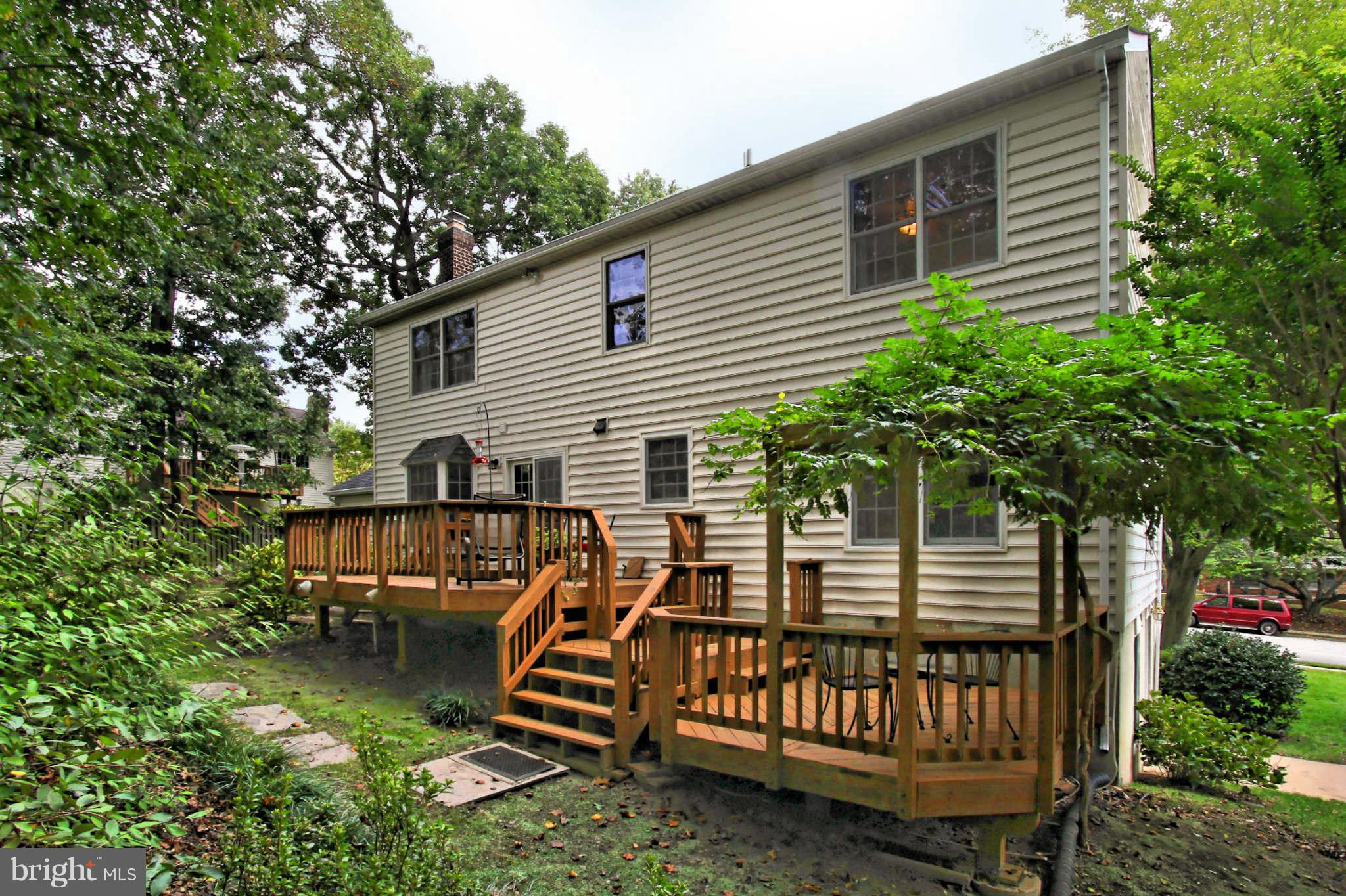 8312 Magic Leaf Road Springfield, VA 22153 - Photo 28 of 30 Exterior (Rear)