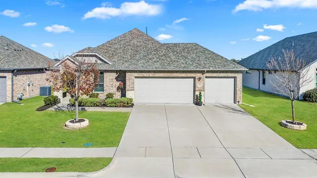 $349,990 | 534 Tuscany Drive, Forney, TX 75126