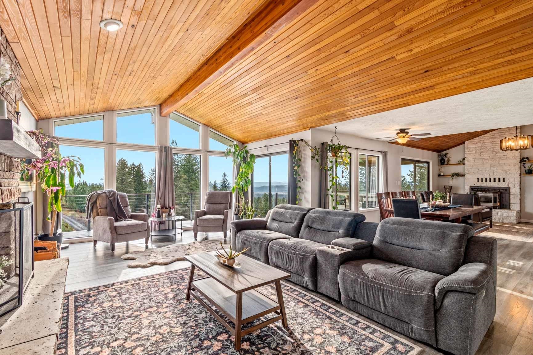 16740 Foothills Road Spokane, WA 99217 - Photo 3 of 50