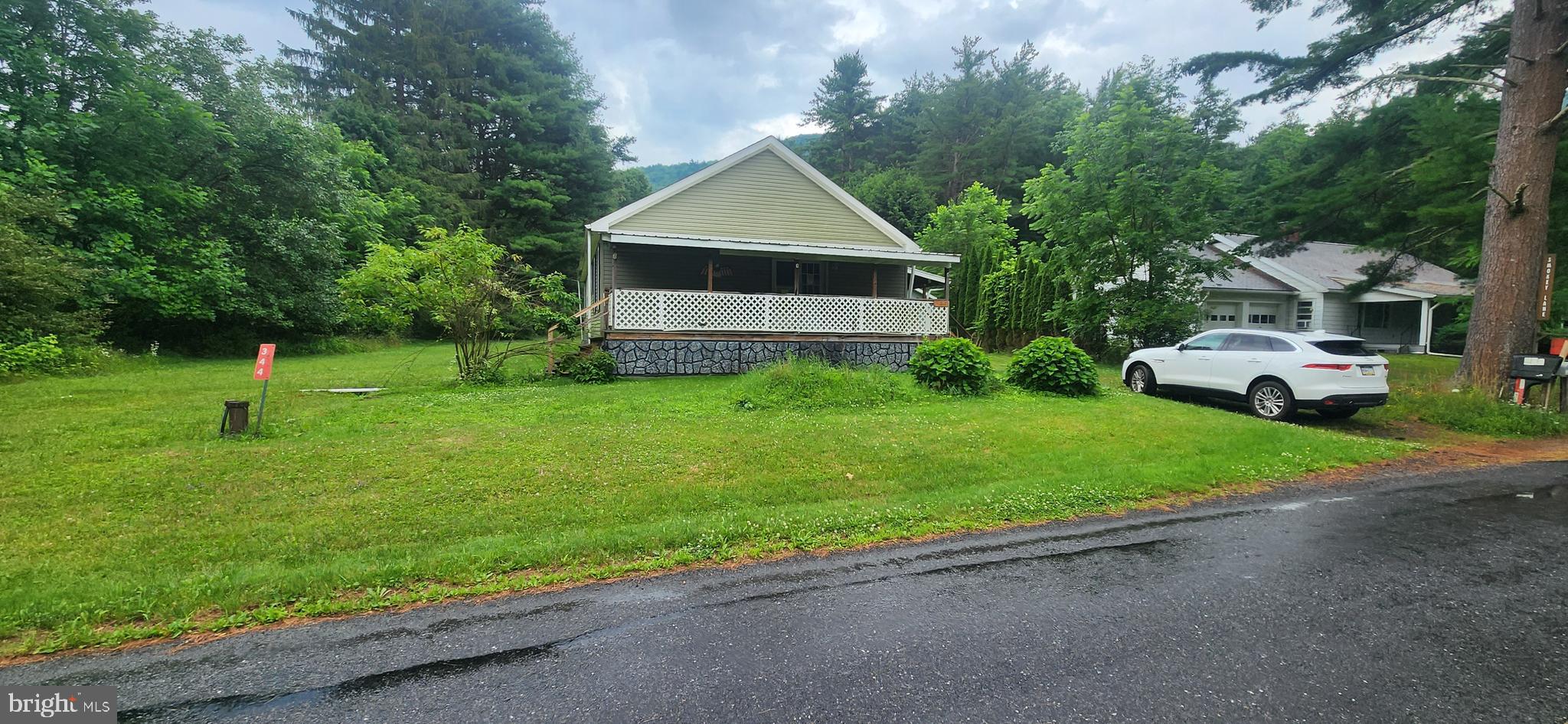 344 Lower Barbours Road Williamsport, PA 17701 - Photo 3 of 38