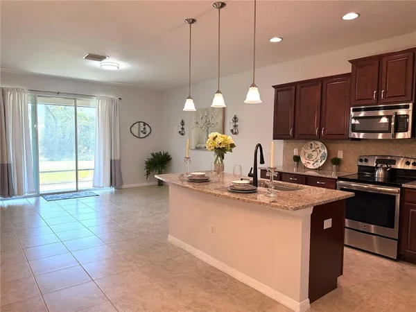 $2,195 | 10415 Butterfly Wing Court, Riverview, FL 33578