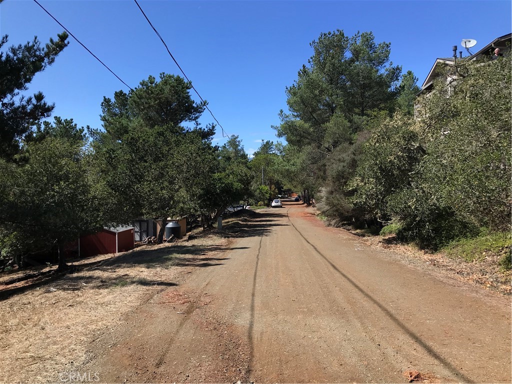 0 Tully Place Cambria, CA 93428 - Photo 3 of 6 Looking North up Tully Pl