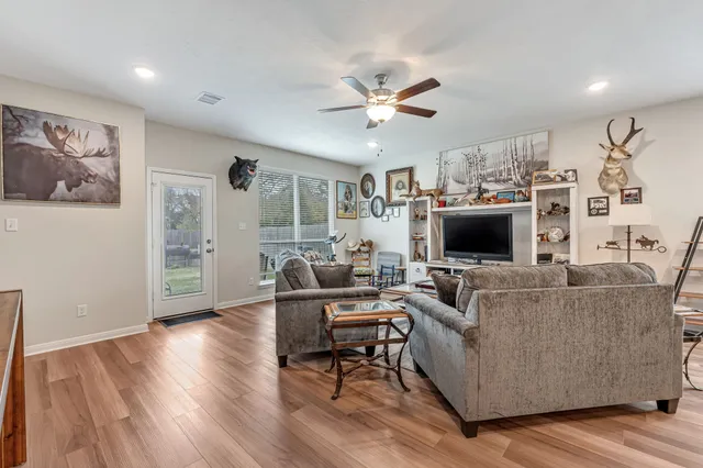 $330,000 | 1946 Chief Street, Bryan, TX 77807