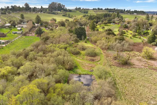 $930,000 | 755 Watertrough Road, Sebastopol, CA 95472