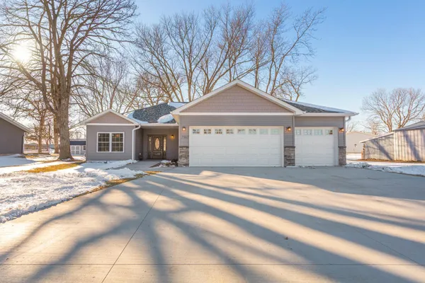 $419,900 | 2702 Park Avenue Northwest, Faribault, MN 55021