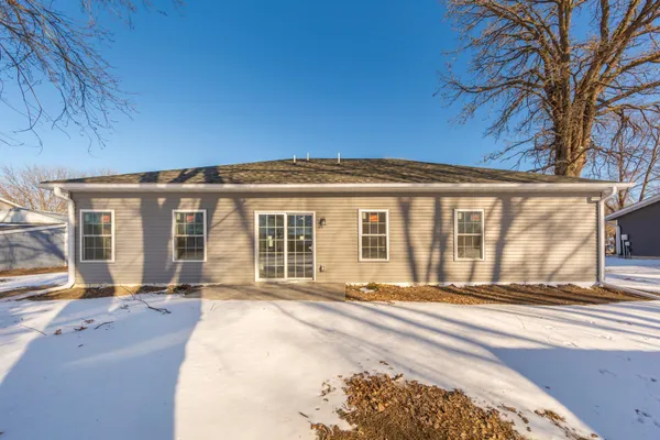 $419,900 | 2702 Park Avenue Northwest, Faribault, MN 55021
