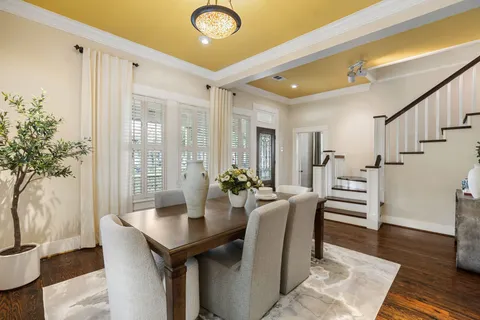 $995,000 | 1421 Columbia Street, Houston, TX 77008