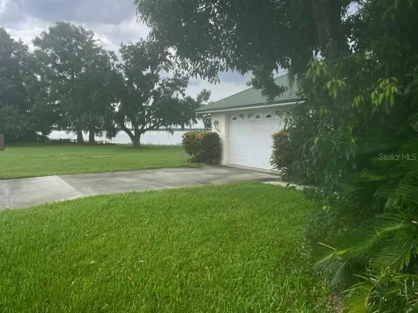 $459,000 | 1301 South Lake Reedy Boulevard, Frostproof, FL 33843