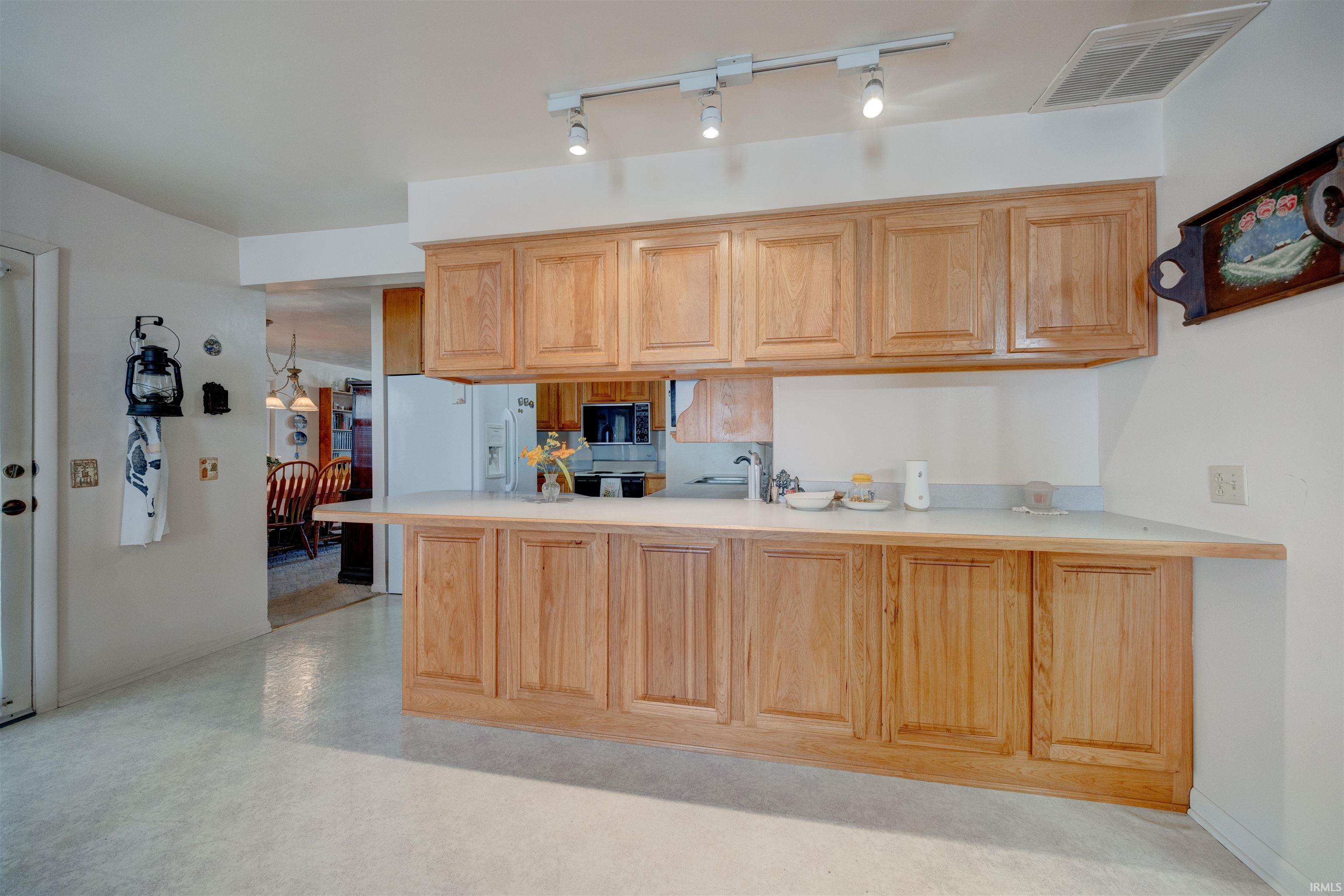 1323 Maxville Road Boonville, IN 47601 - Photo 12 of 36