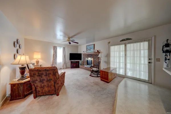 $249,900 | 1323 Maxville Road, Boonville, IN 47601