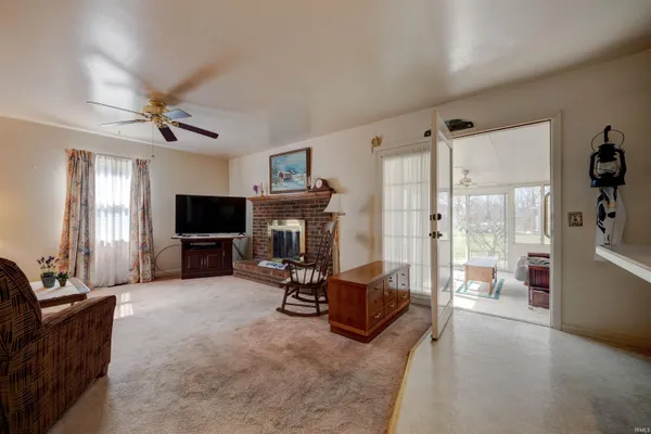 $249,900 | 1323 Maxville Road, Boonville, IN 47601