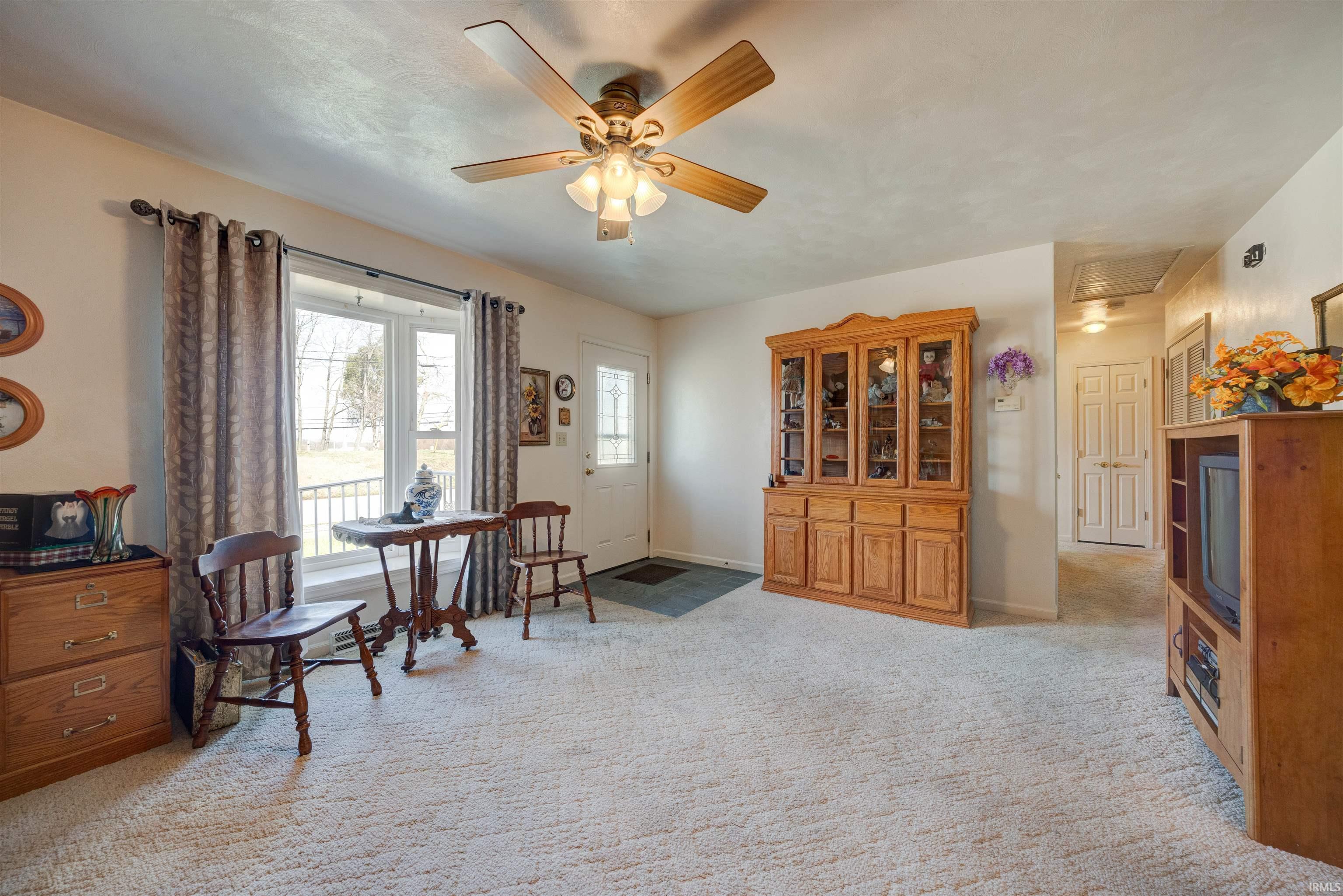 1323 Maxville Road Boonville, IN 47601 - Photo 6 of 36