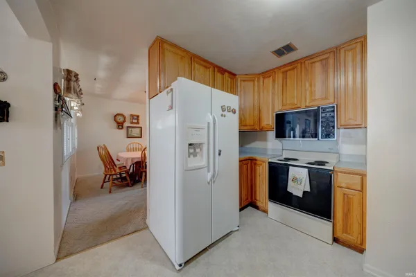 $249,900 | 1323 Maxville Road, Boonville, IN 47601