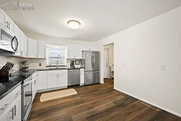 $333,000 | 1216 Burnham Street, Colorado Springs, CO 80906