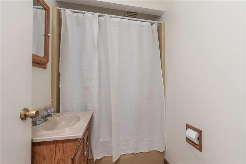 1838 Brodhead Road Aliquippa, PA 15001 - Photo 18 of 25 Gallery Image 18