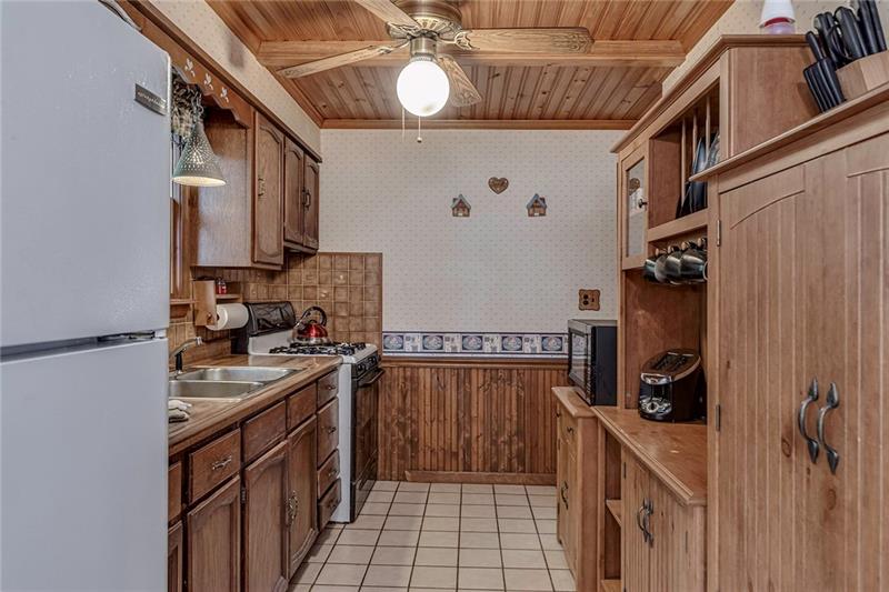 1838 Brodhead Road Aliquippa, PA 15001 - Photo 8 of 25 Gallery Image 8