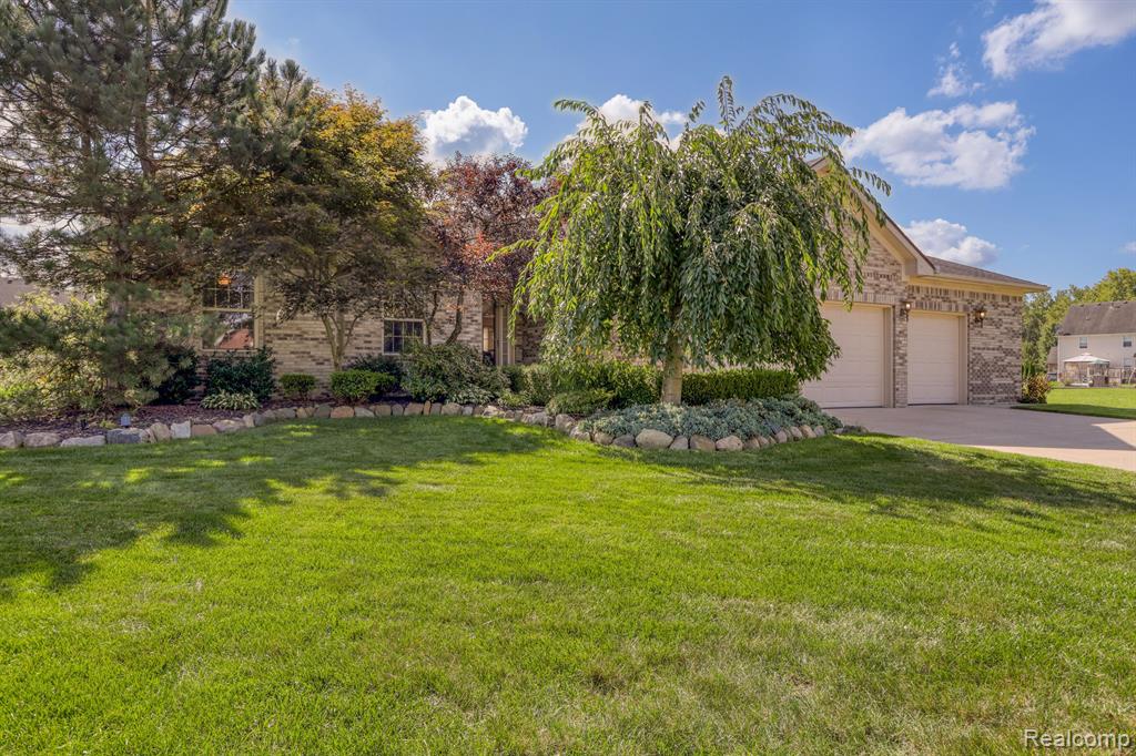 30769 Lower Ridge Drive New Boston, MI 48164 - Photo 20 of 37 Gallery Image 20