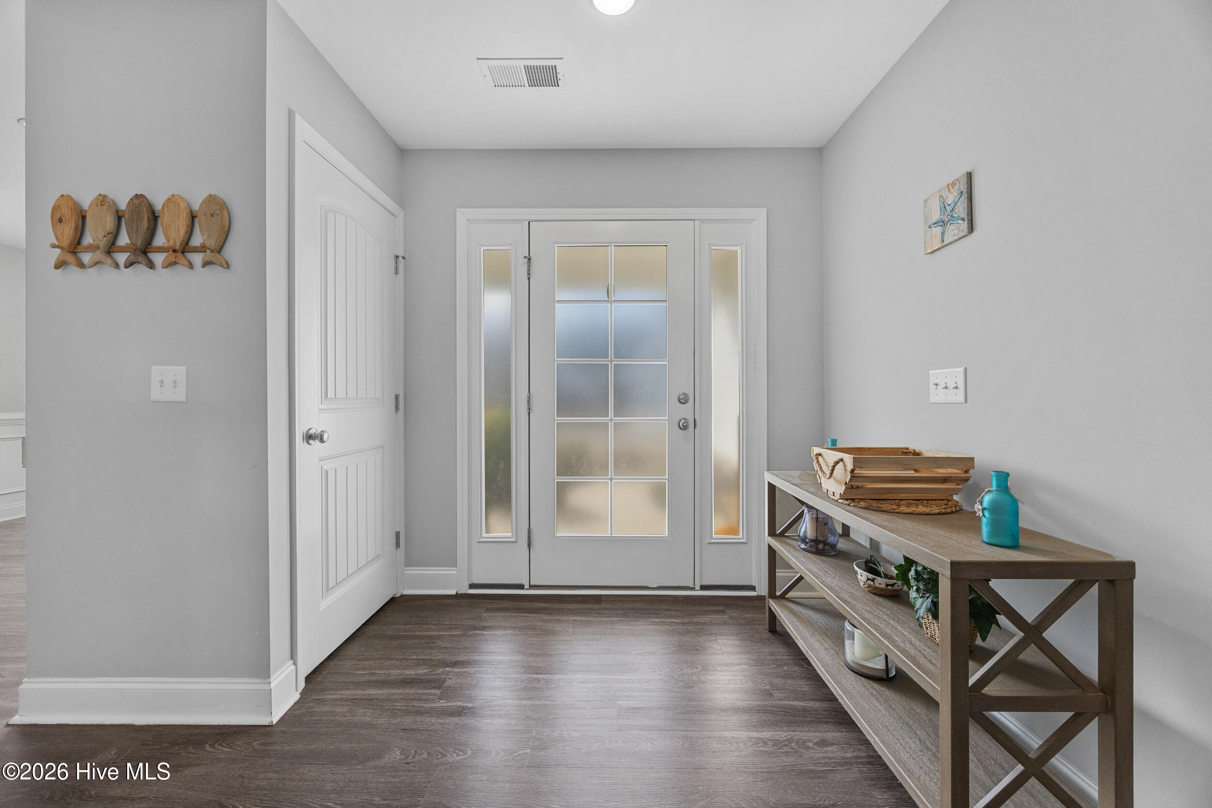 8564 Primm Forest Drive Leland, NC 28451 - Photo 4 of 28 11_foyer