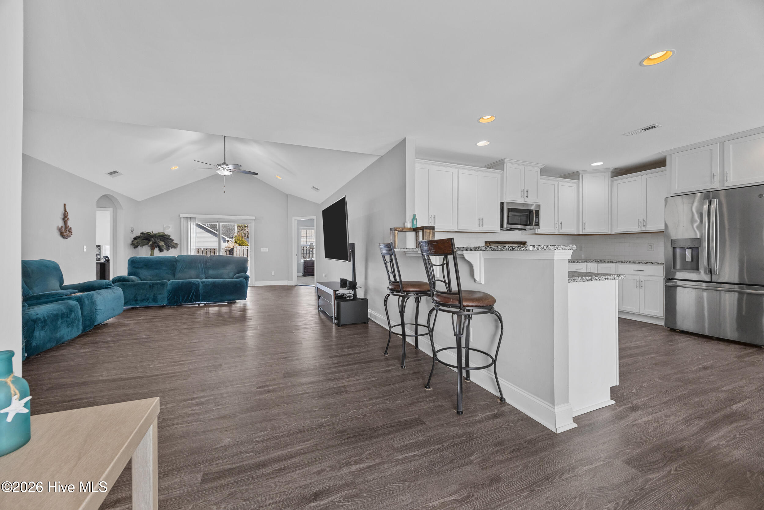 8564 Primm Forest Drive Leland, NC 28451 - Photo 8 of 28 12_big room