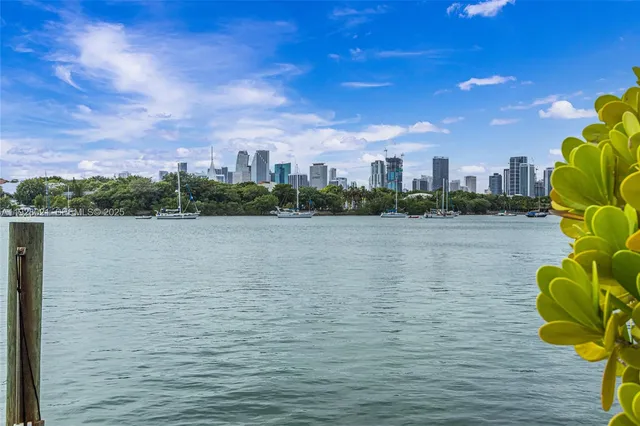 $2,490 | 1110 Venetian Way, Unit 1A, Miami Beach, FL 33139