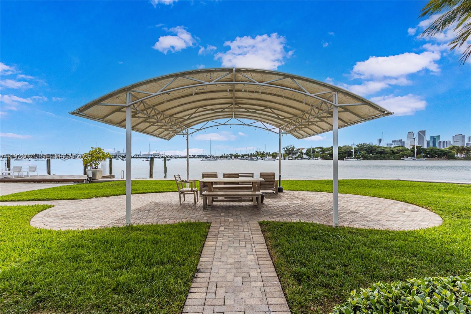 1110 Venetian Way, Unit 1A Miami, FL 33139 - Photo 15 of 19