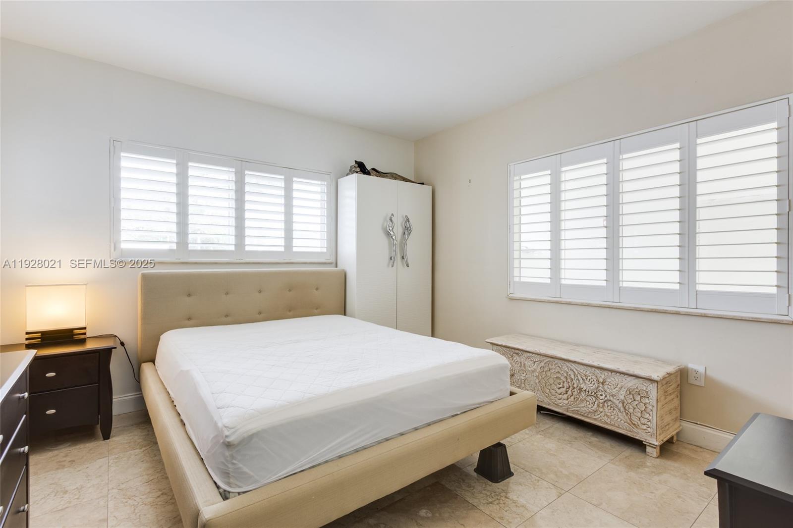 1110 Venetian Way, Unit 1A Miami, FL 33139 - Photo 7 of 19