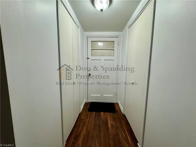 $1,900 | 1802 West Friendly Avenue, Greensboro, NC 27403