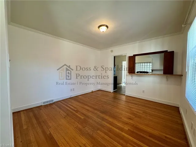 $1,900 | 1802 West Friendly Avenue, Greensboro, NC 27403