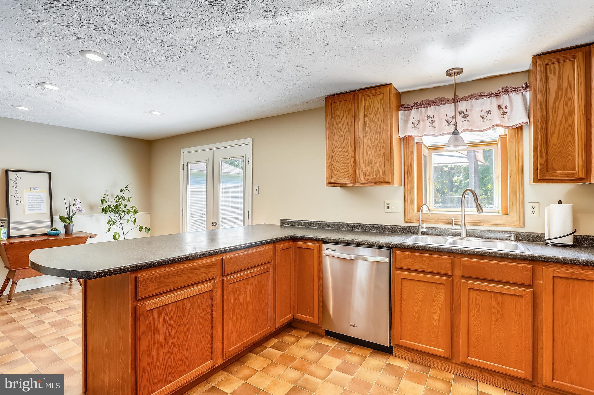7108 Cedar Road Bowie, MD 20720 - Photo 3 of 67 Gallery Image 3