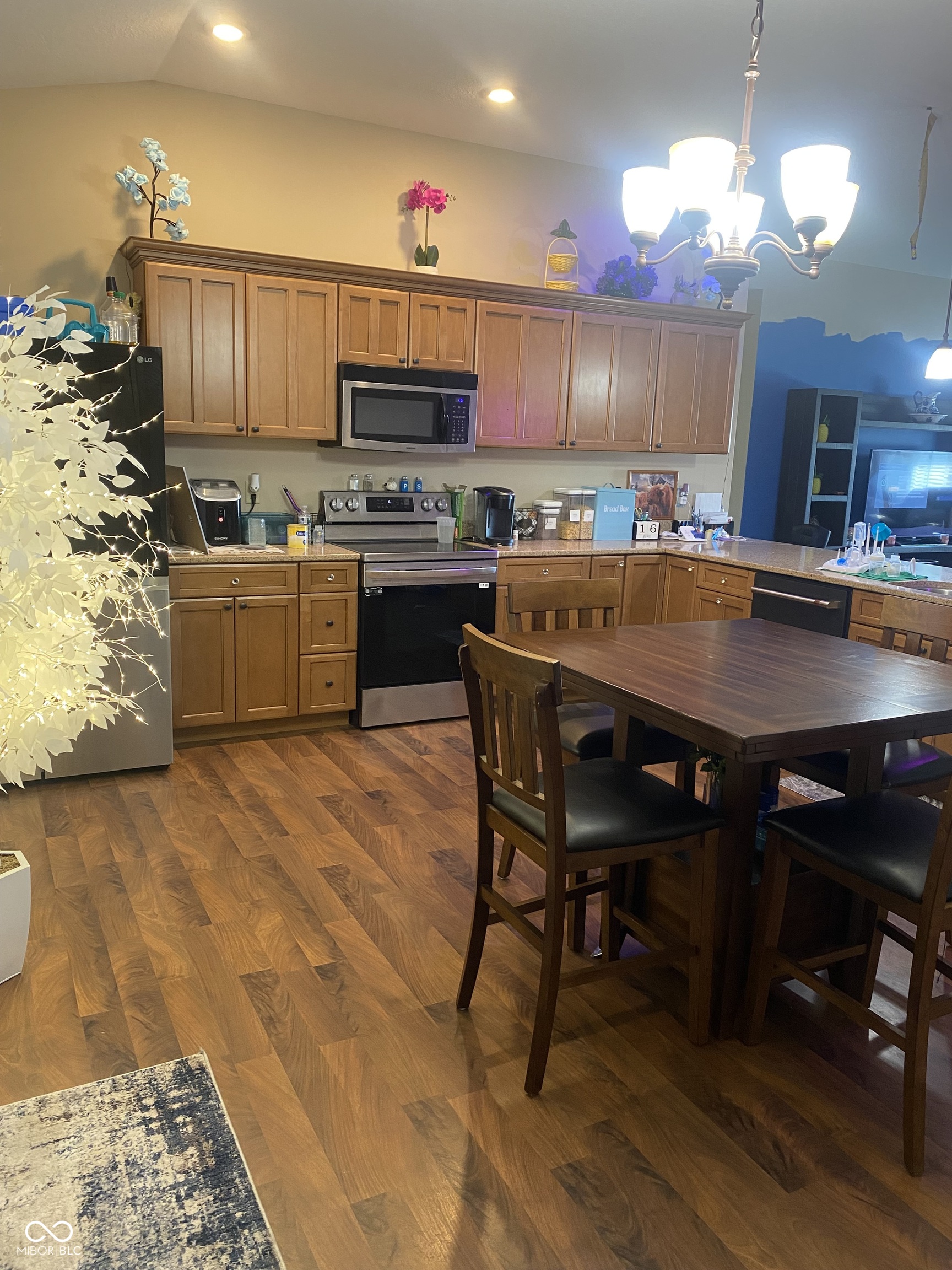 8030 Highway 109 Knightstown, IN 46148 - Photo 8 of 25