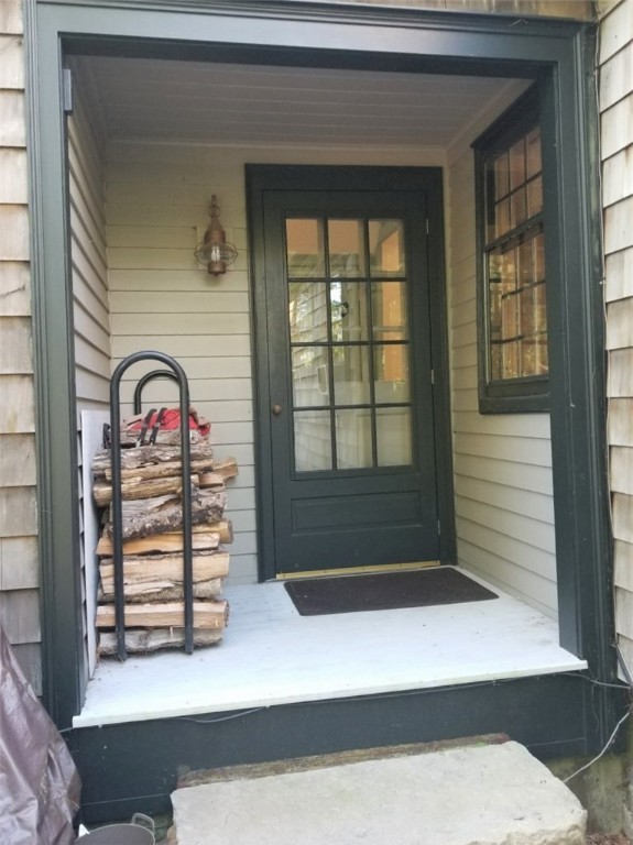 77 Weaver Road North Kingstown, RI 02852 - Photo 29 of 36 Gallery Image 29