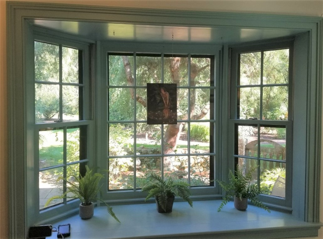 77 Weaver Road North Kingstown, RI 02852 - Photo 4 of 36 Gallery Image 4