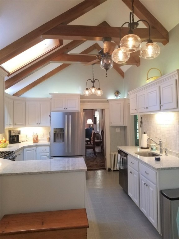 77 Weaver Road North Kingstown, RI 02852 - Photo 8 of 36 Gallery Image 8