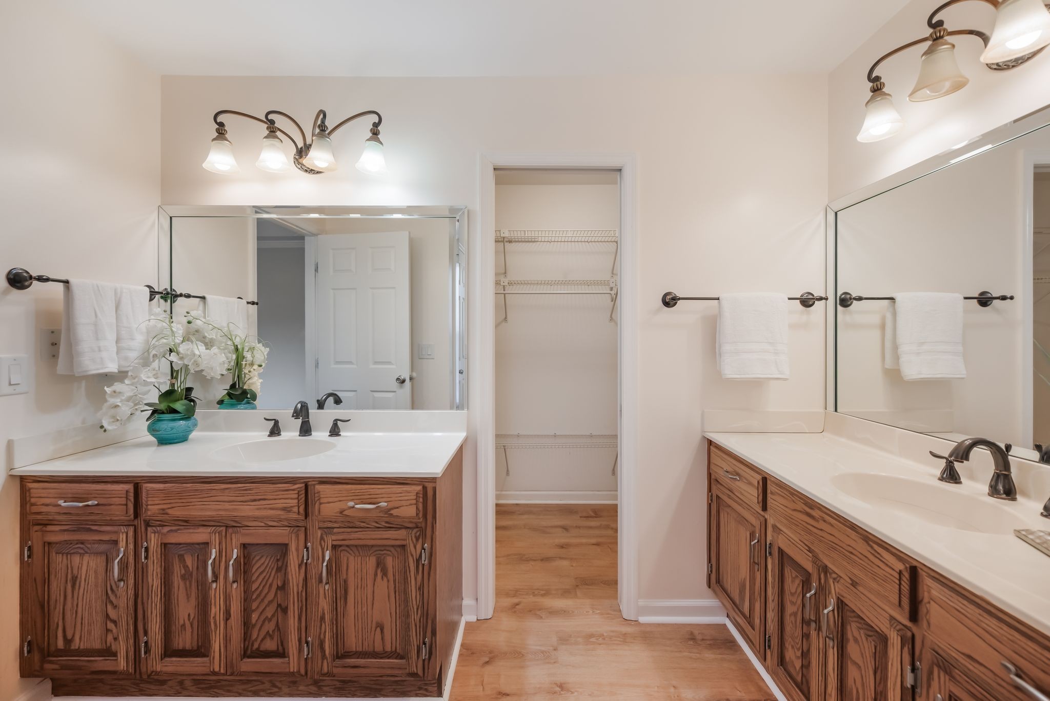 1281 General George Patton Road Nashville, TN 37221 - Photo 20 of 32 a bathroom with a sink and a mirror