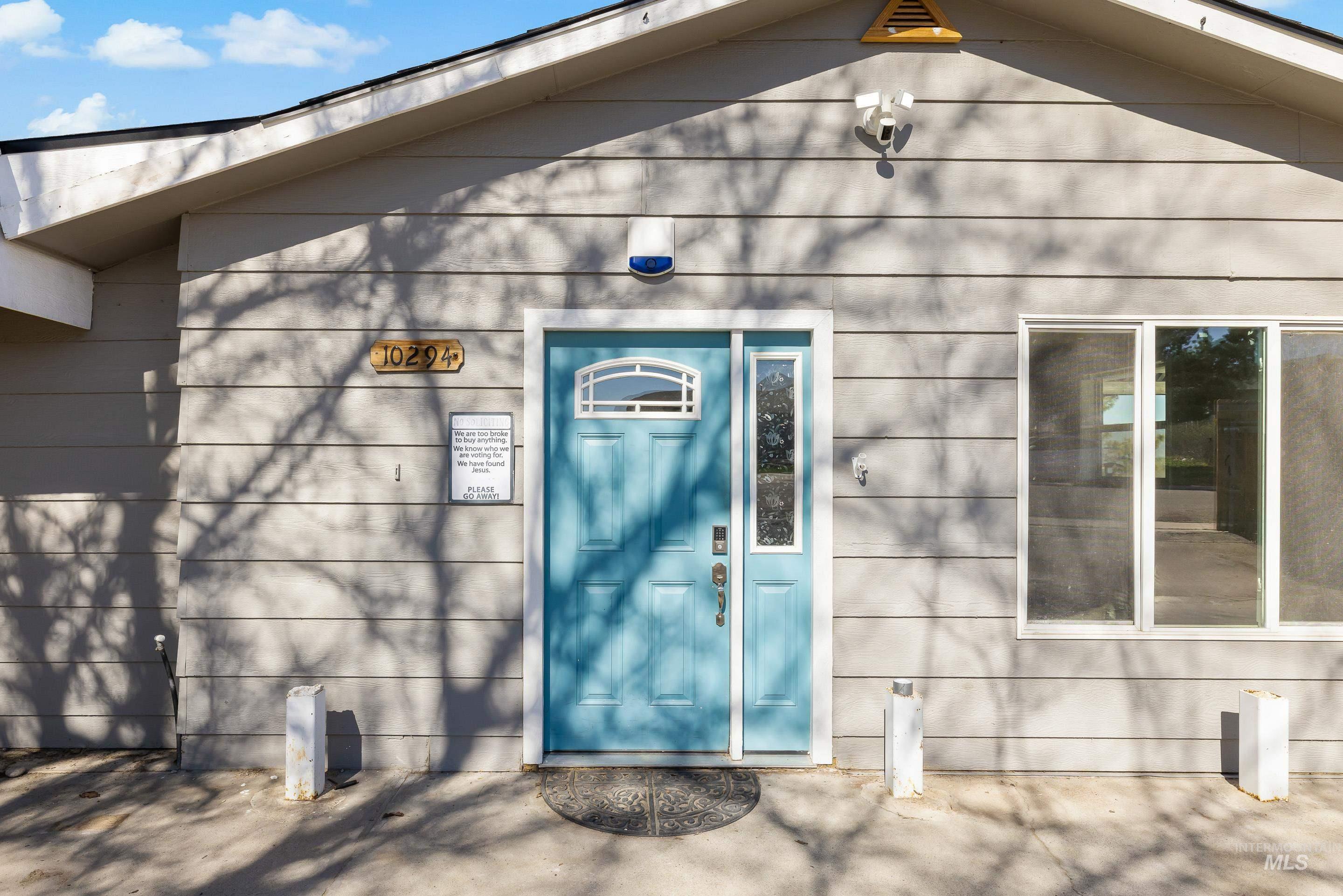 10294 West Fox Ridge Drive Boise, ID 83709 - Photo 4 of 50 Property entrance