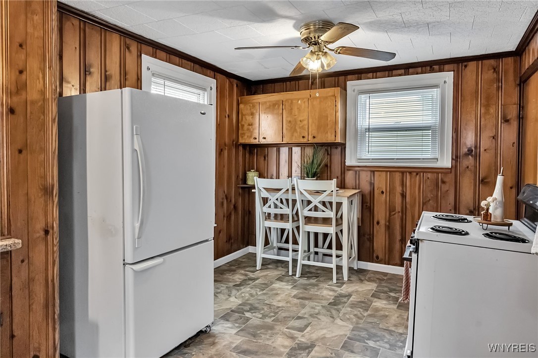 442 26th Street Niagara Falls, NY 14303 - Photo 16 of 27 Kitchen
