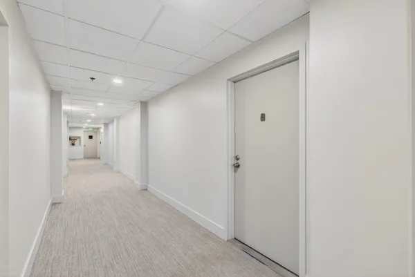 $4,300 | 4511 South Ocean Boulevard, Unit 1004, Highland Beach, FL 33487