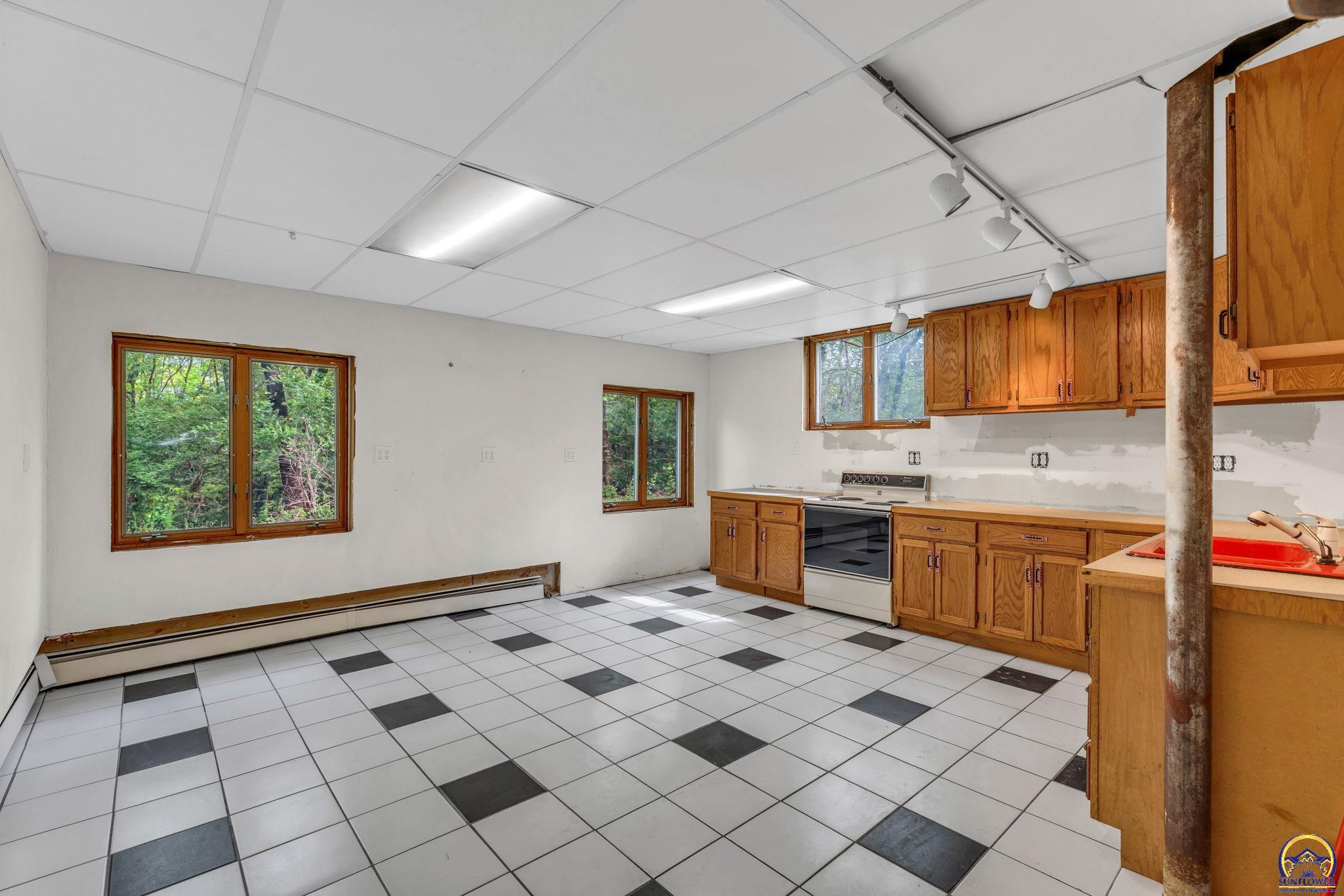 8720 Southwest 85th Street Auburn, KS 66402 - Photo 39 of 76