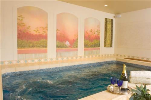 2 18th Avenue San Francisco, CA 94121 - Photo 22 of 29 Indoor pool