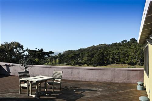 2 18th Avenue San Francisco, CA 94121 - Photo 4 of 29 No. Two Eighteenth Avenue Outstanding views from every main room on all four levels of the house,cul-de-sac makes it safe place for children to play outside, quiet and one feels in touch with nature while living in the city.