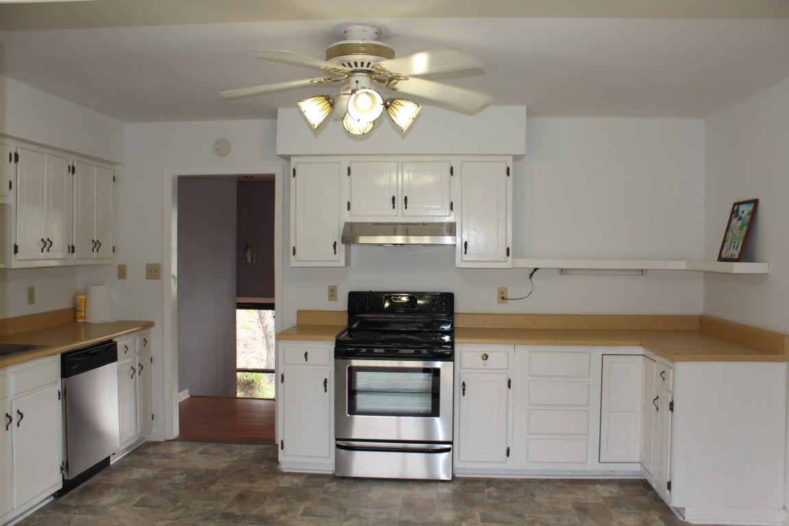 3909 Sullivan Road Knoxville, TN 37921 - Photo 11 of 27 3909-Sullivan (10)