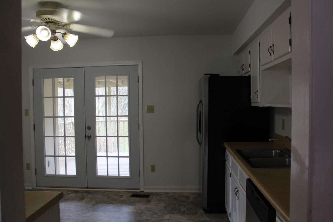 3909 Sullivan Road Knoxville, TN 37921 - Photo 10 of 27 3909-Sullivan (9)