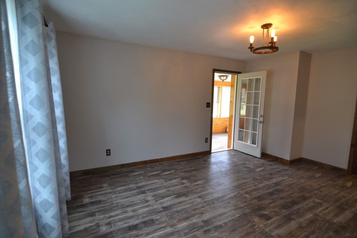 230 Hillside Terrace Endicott, NY 13760 - Photo 4 of 46