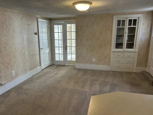 $1,850 | 82 Kenoza Avenue, Unit 2, Haverhill, MA 01830