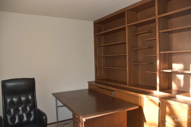 $685,000 | 236 E Highway, Burley, ID 83318