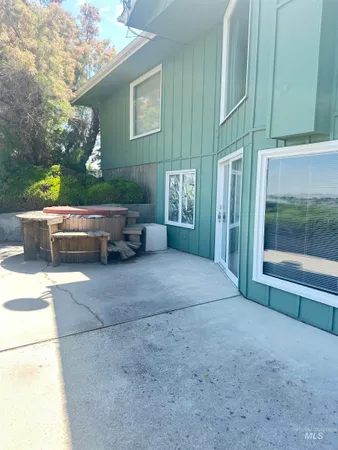 $685,000 | 236 E Highway, Burley, ID 83318