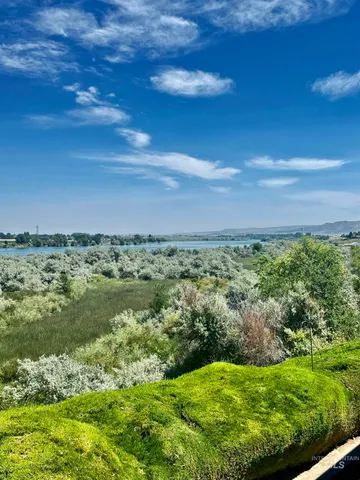 $685,000 | 236 E Highway, Burley, ID 83318