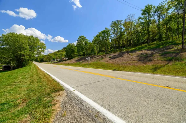 $44,500 | 2 State Road 156, Patriot, IN 47038